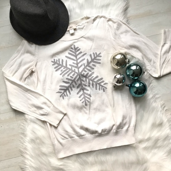 LOFT Sweaters - Ann Taylor LOFT Cotton Snowflake Winter Sweater, S